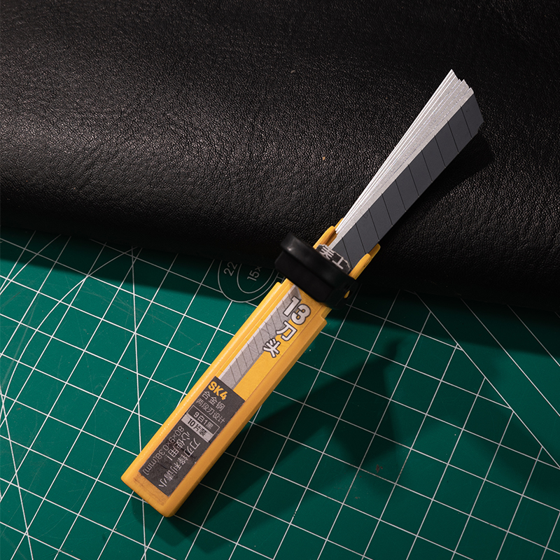 Cutter 9 mm * 13 
